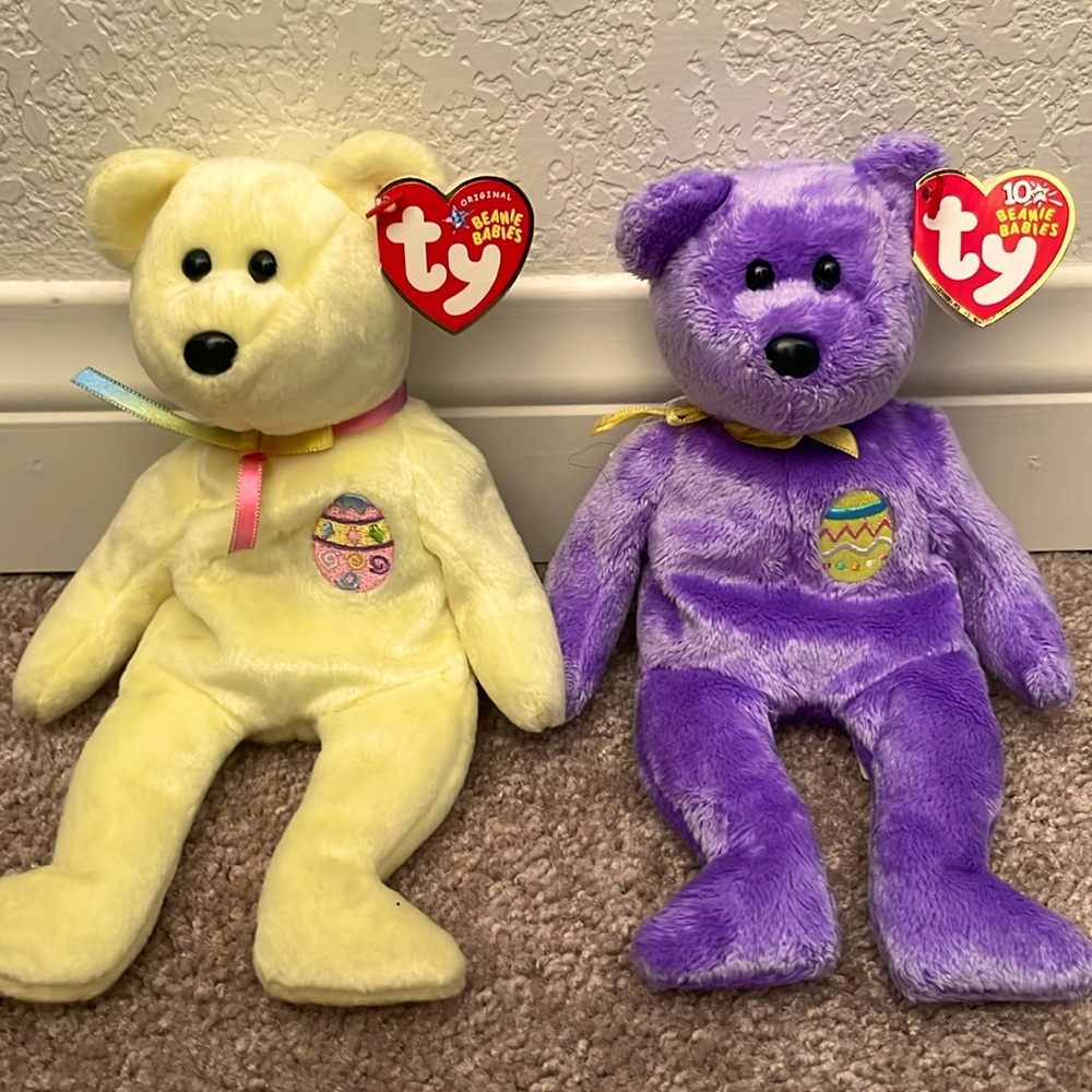 EGGS 2005 AND EGGS III BEANIE BABIES